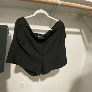 NWT TORRID 2X black shorts